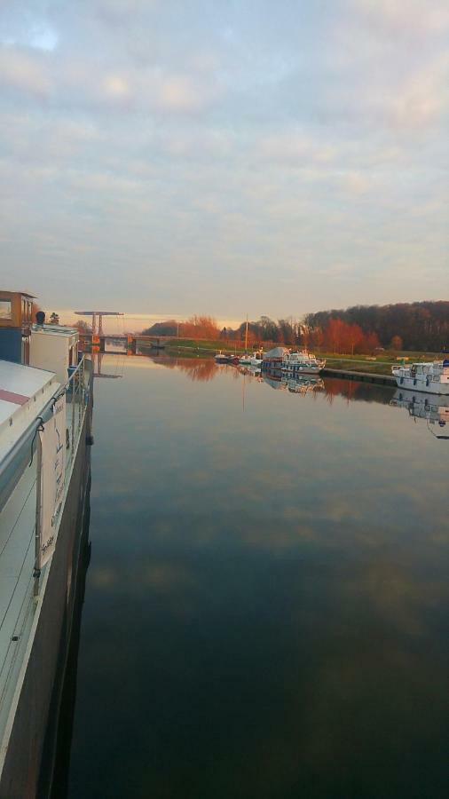 l'Odyssée Péniche Saint-Valery-sur-Somme Exterior foto